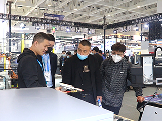立為激光2023濟南機床展展會現場